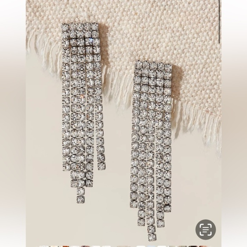 Lover's sparkle Tempo Luxe diamond crystal look Fringe Earrings dangle